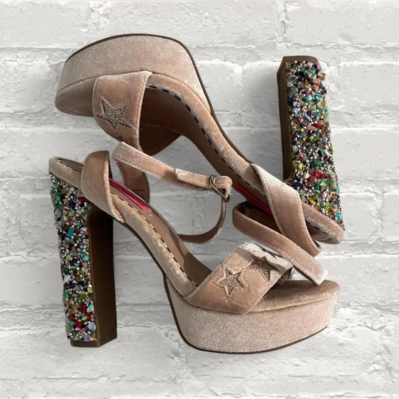 Betsey Johnson Shoes - vintage y2k Betsy Johnson Kenna platform block heel sandal